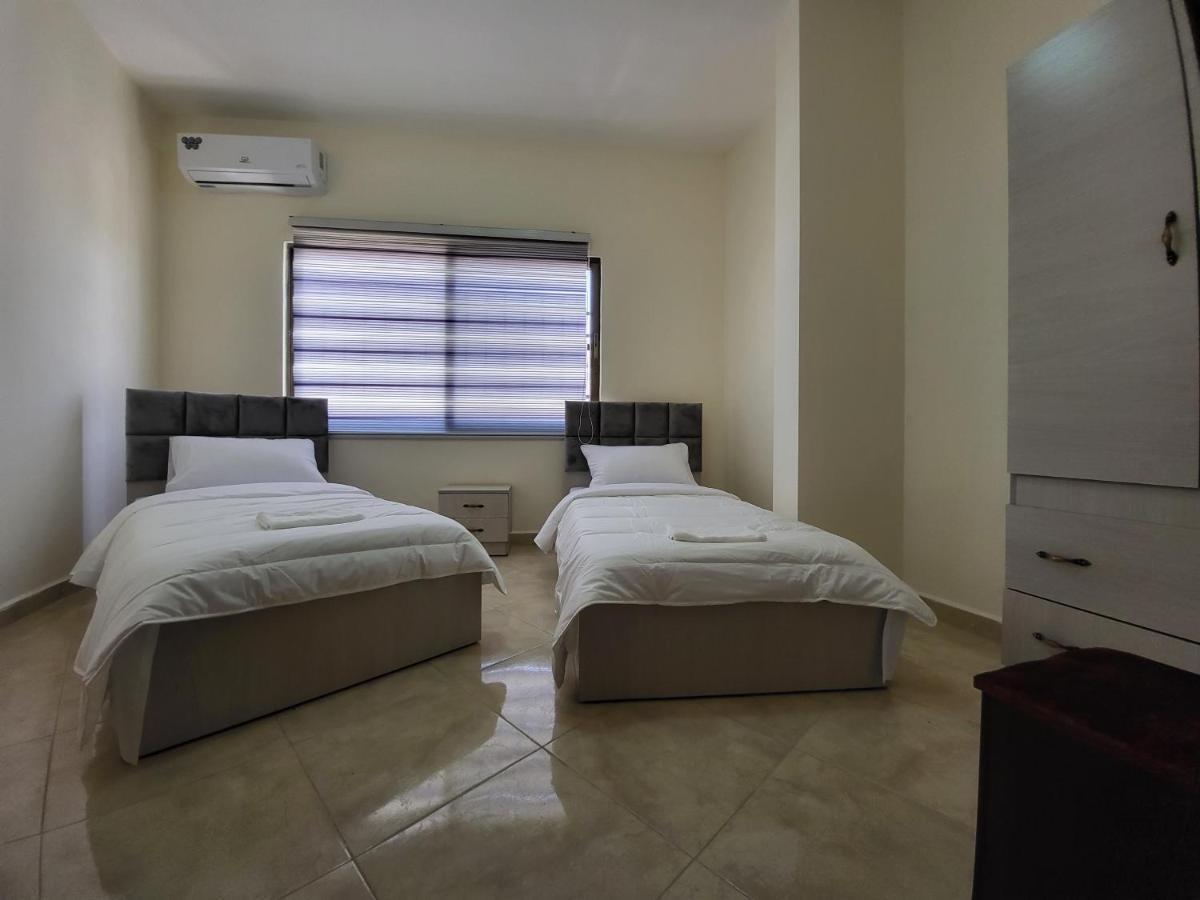 Ibn Kathir Apartment Madaba Exterior photo