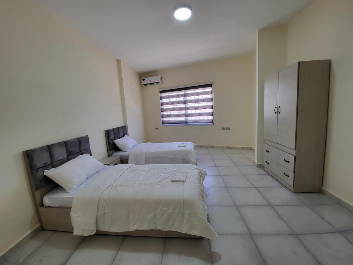 Ibn Kathir Apartment Madaba Exterior photo